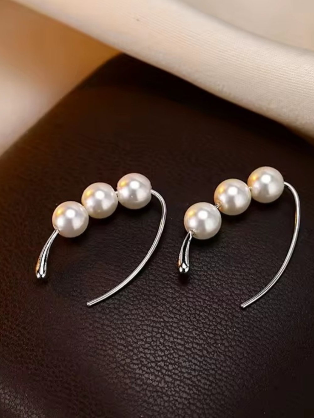 Silver Pearl Drop Earrings